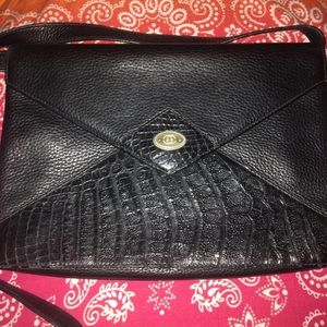 Gucci purse black leather